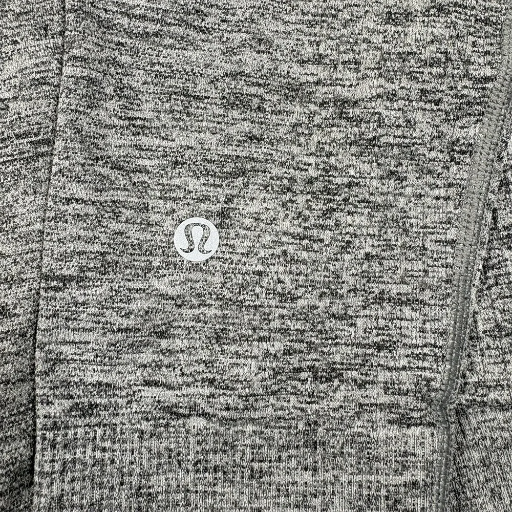 lululemon athletica no holes